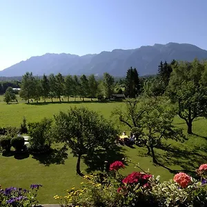 https://ferienwohnungen-im-alpengastehaus-marzoll.com-bavaria.com